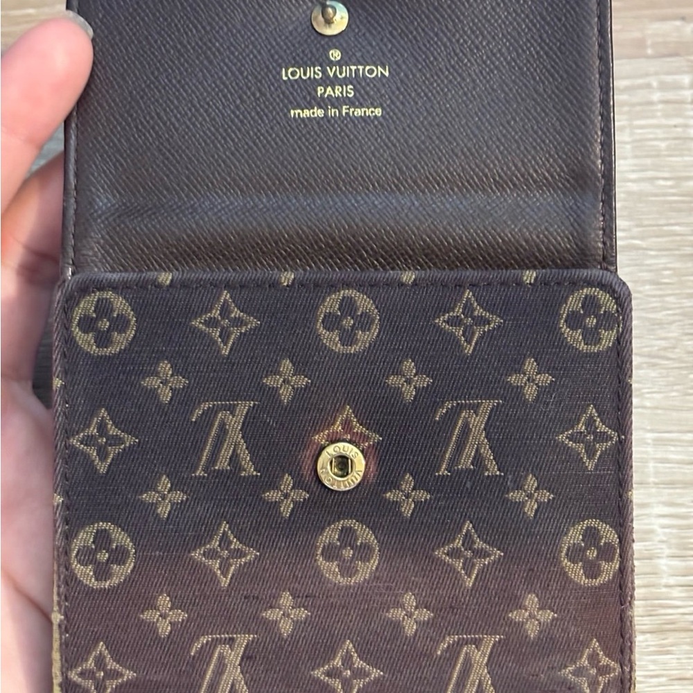 Louis Vuitton Dark Brown Monogram Wallet - Picture 5 of 12